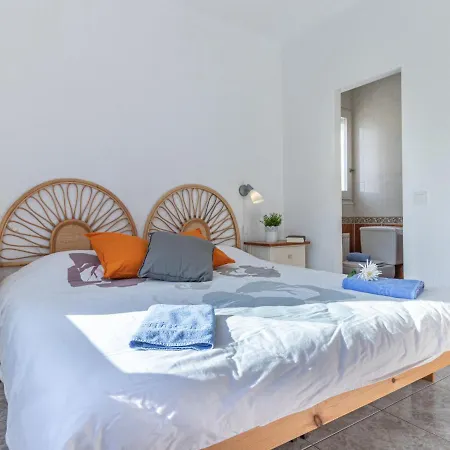 Montgri By Interhome