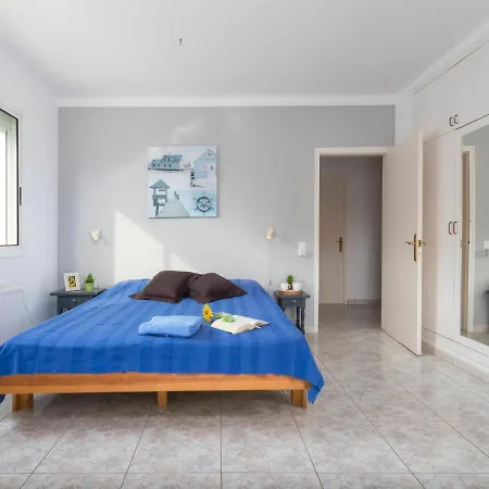 Montgri By Interhome