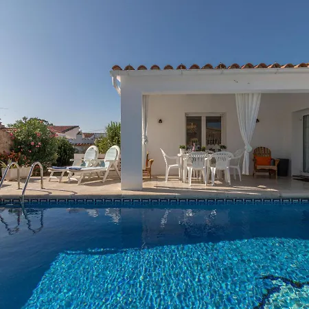 Montgri By Interhome